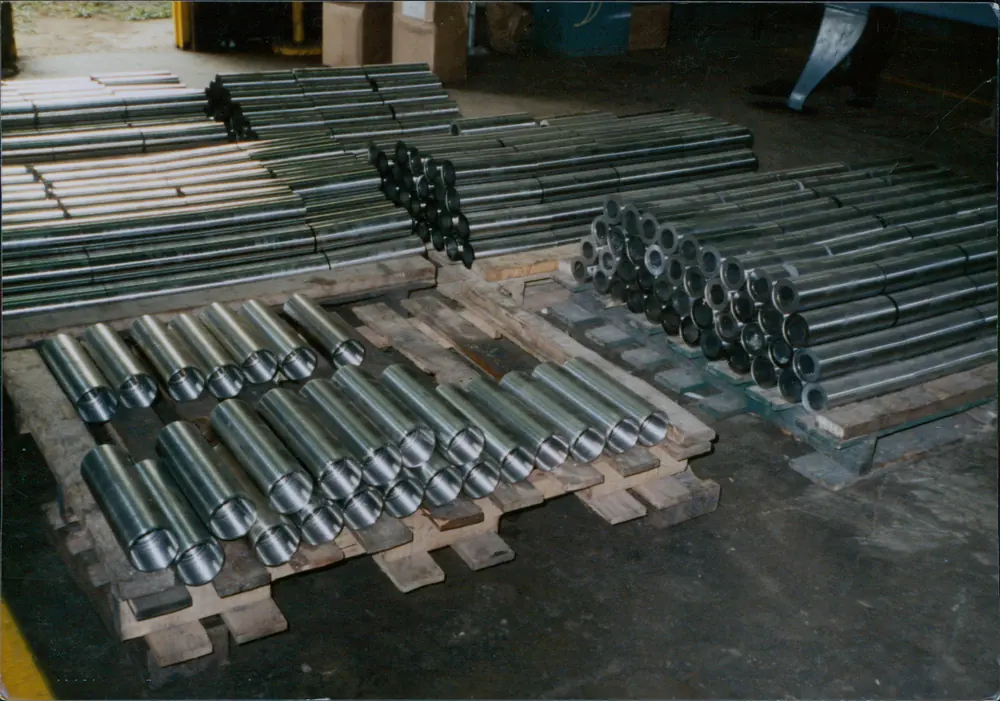 Benoit connectors and downhole tools expansion